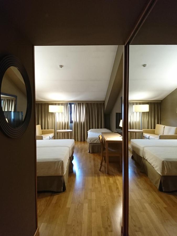 Parador De La Seu D'Urgell Dış mekan fotoğraf