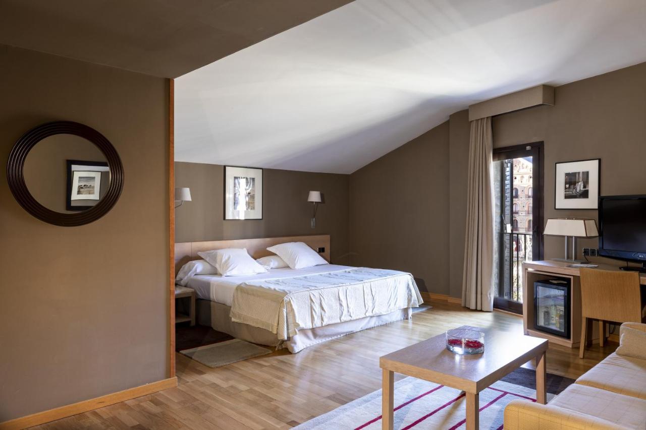 Parador De La Seu D'Urgell Dış mekan fotoğraf
